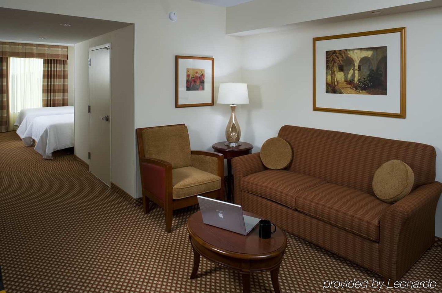 Hilton Garden Inn Frisco Bilik gambar